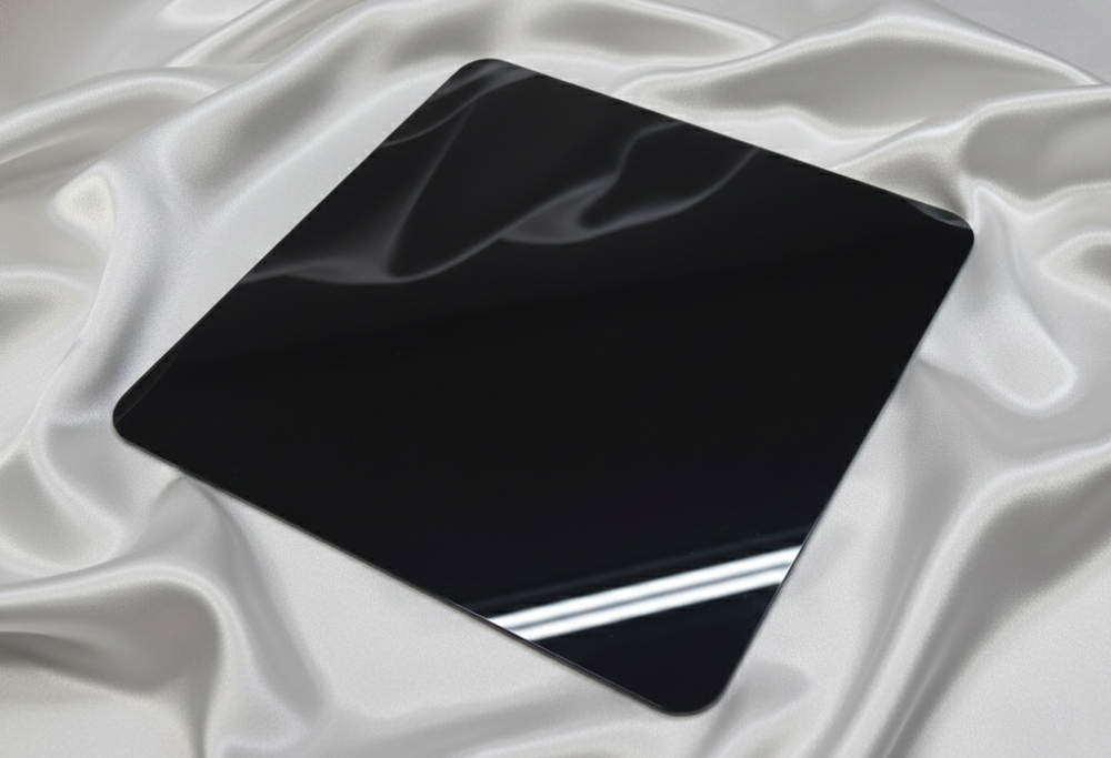 黒光沢製品の製品事例